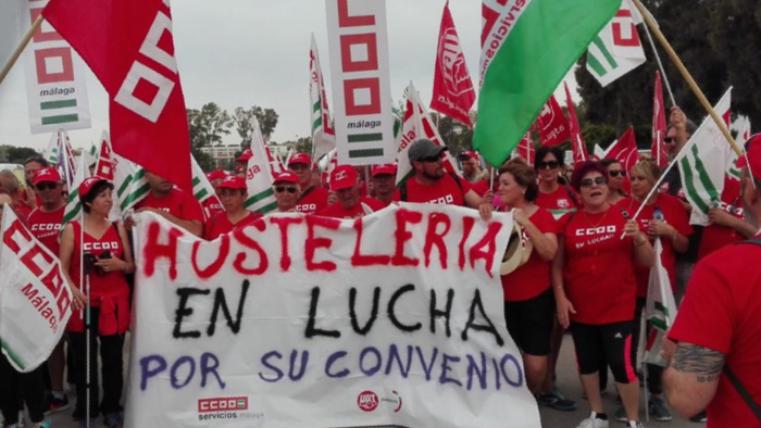 en la foto CCOO en la marcha por un Convenio digno de hostelería en Málaga el 23 de mayo de 2028