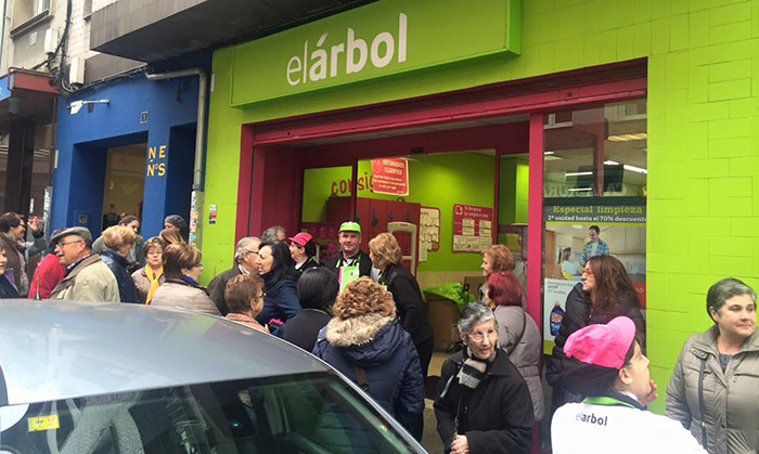 movilización por el empleo en supermercados el arbol 2 febrero 2016 004