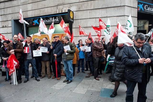 Concentración convenio ahorro Cantabria