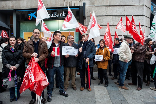 Concentración convenio ahorro Cantabria