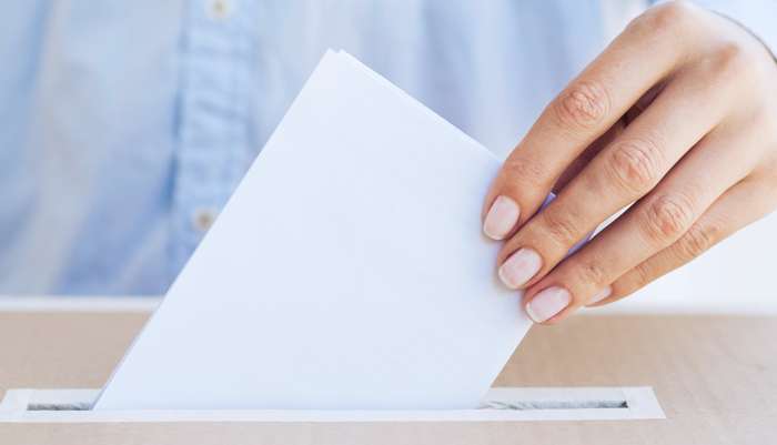 Votación urna elecciones sindicales