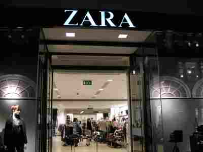 Tienda de Zara. Beneficios en Inditex. Comercio