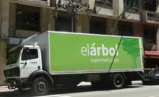 Camión supermercados el Arbol