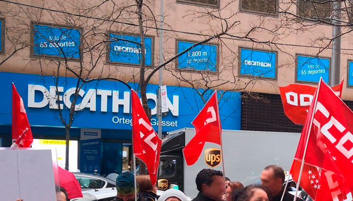 Frente a Decathlon calle Ortega y Gaset - Madrid