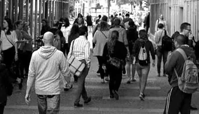 Gente caminando