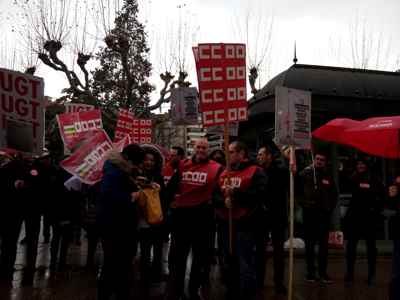 Concentración en Logroño por la aplicación del Convenio de Restauración Colectiva