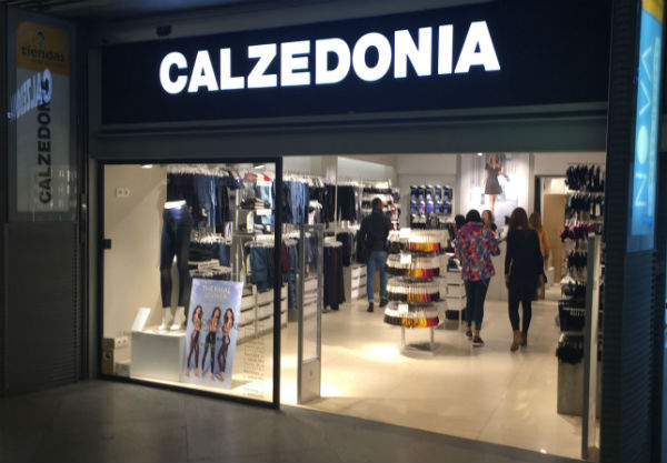 https://madrid-atocha.com/calzedonia/#/searchcars